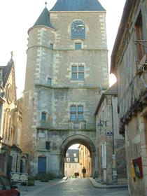 Casă în Avallon, Burgundia, Franța