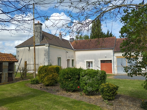Antigua casa de campo a las puertas de Châtellerault