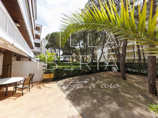 Stunning Ground-Floor Apartment With Garden, Just 50 Metres From The Beach