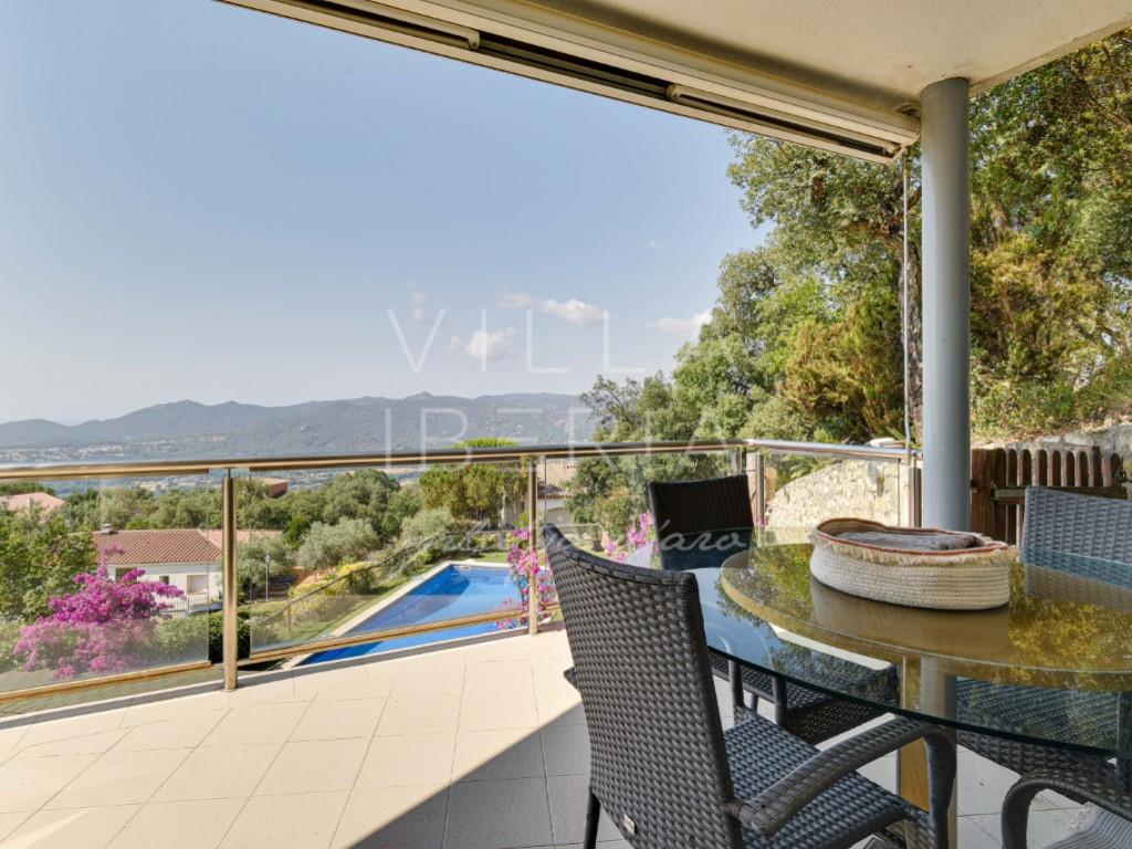 Villa Mimosas - Space, luxury and endless views in the heart of the Costa Brava