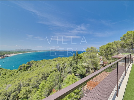 Exclusive Villa with Panoramic Views in Begur