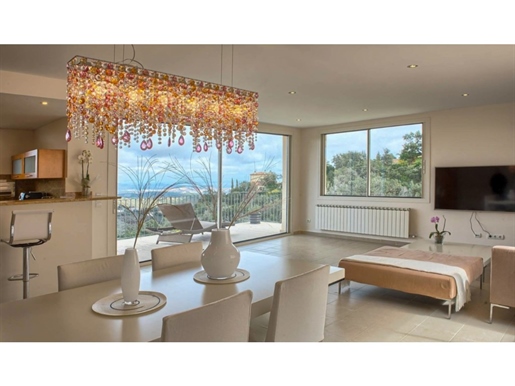 Fantastische Villa Met Panoramisch Uitzicht Op Zee