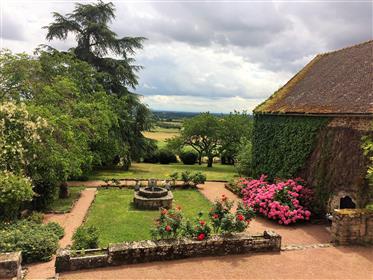 Luonteva talo Burgundyssa