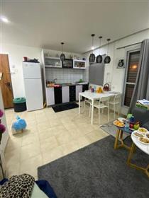 Bargain, appartement de 4 chambres, idéal pour l’investissement, dans Beer Sheva