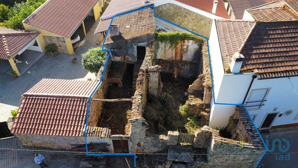 Home / Villa in Cernache with 160,00 m²
