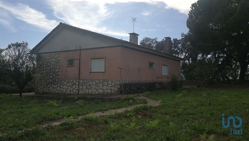 Village house with 3 Rooms in Leiria with 116,00 m²