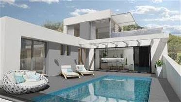 Moderne villa met zwembad