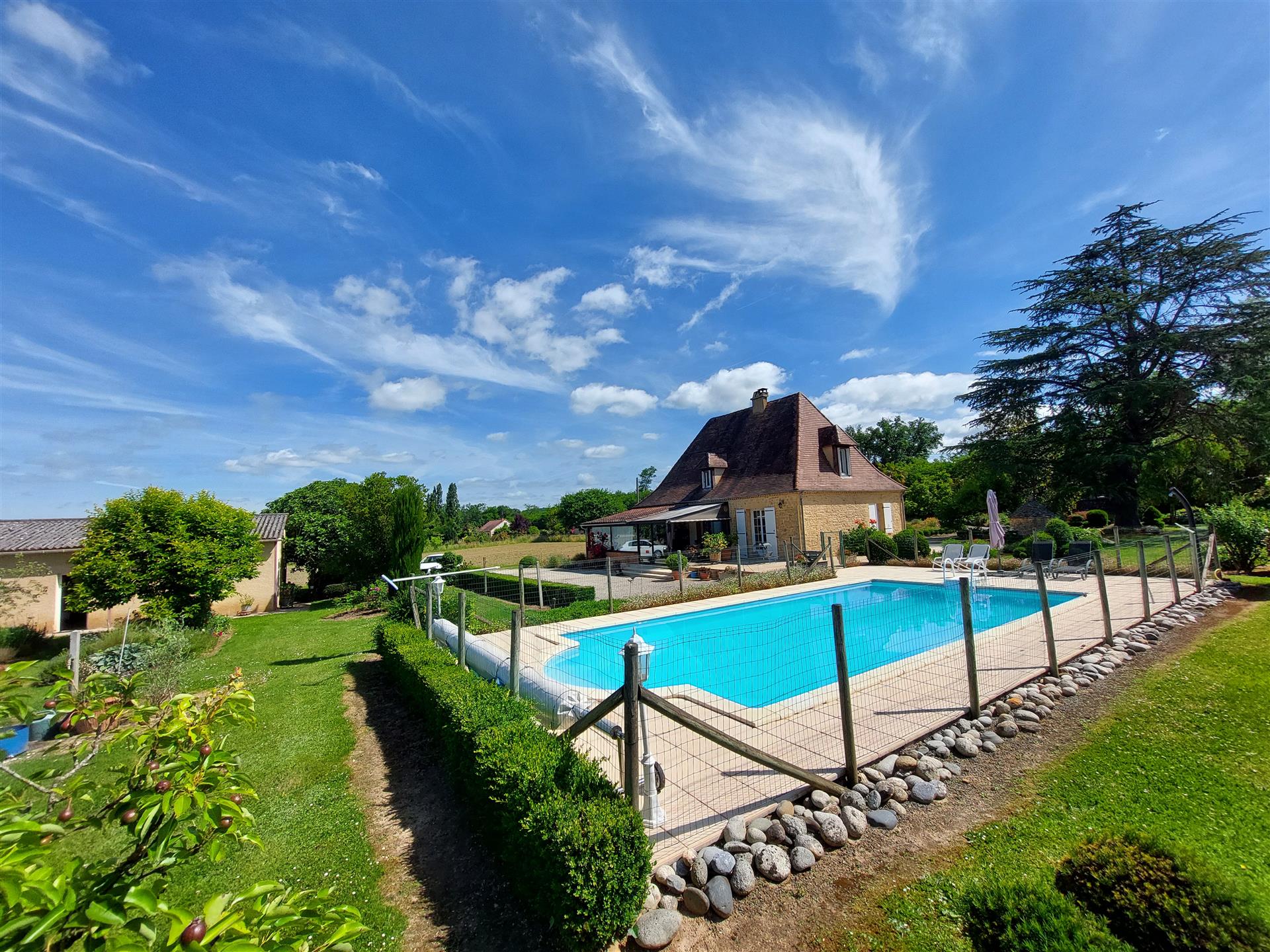 Charming Dordogne Property with guest house and pool