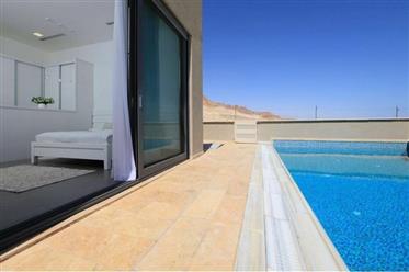 Fantastisk villa! Med fantastisk utsikt,500SQM, kibbutz" på Deahavet (Kibbutz Mitzpe Shalem)