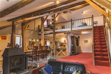 Beautifully renovated village farm from the 18th century.