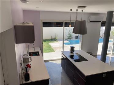 Luxury house 7 rooms /4 bedrooms for sale in Béziers, France