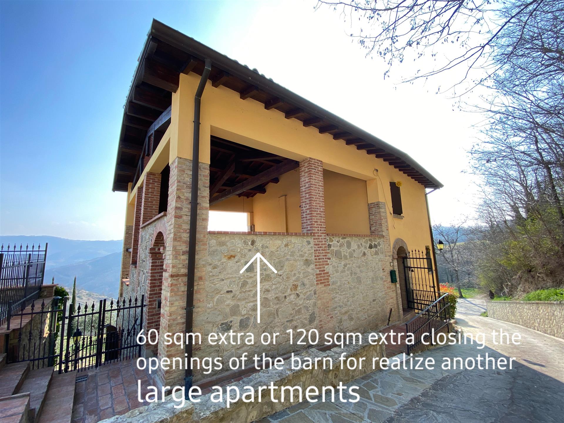 Renovated farmhouse in the lands of Matilda 