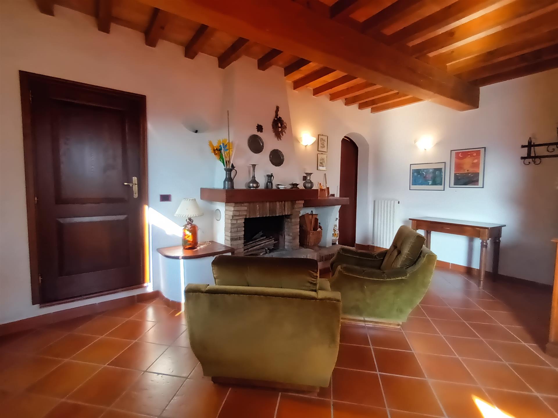 Renovated farmhouse in the lands of Matilda 