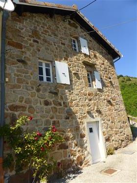 Rustykalny umeblowany dom wakacyjny w: Ardèche