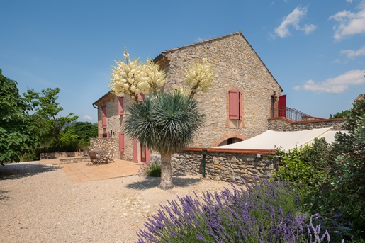 22Ha wine estate, Provencal farmhouse, 1200m2 buildings, gites, guest house, in the heart of Cévenne