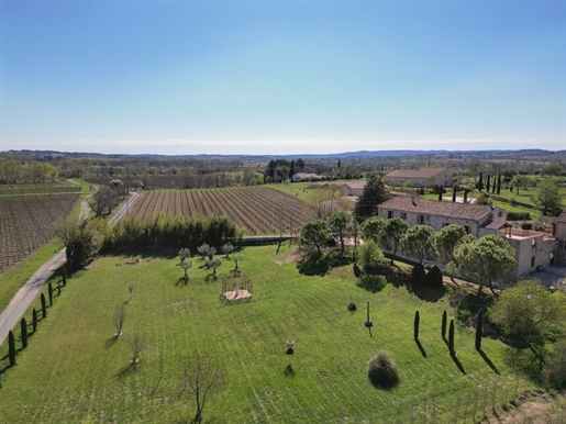 22Ha wine estate, Provencal farmhouse, 1200m2 buildings, gites, guest house, in the heart of Cévenne