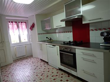 Trendy renovated house, small garden and terrace, Perfect condition!