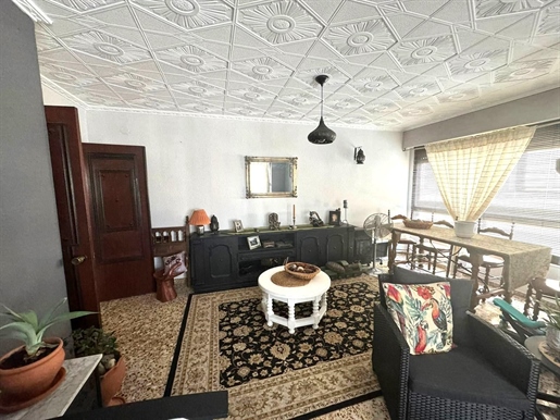 Compra: Apartamento (03193)