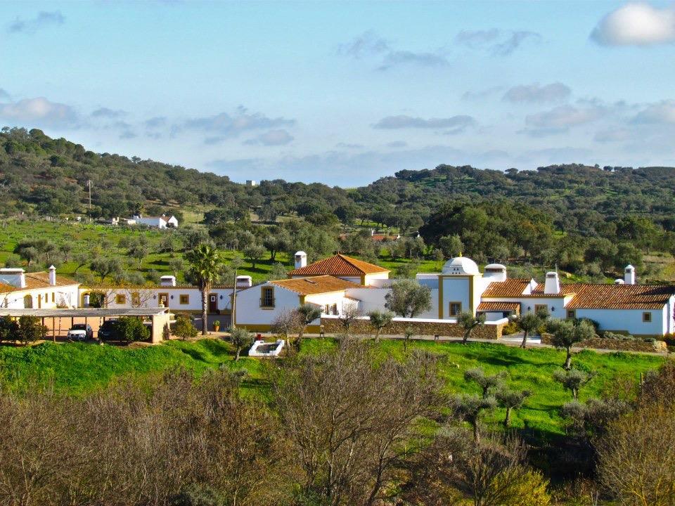 Homeland met luxe landhuis in de wijk Evora
