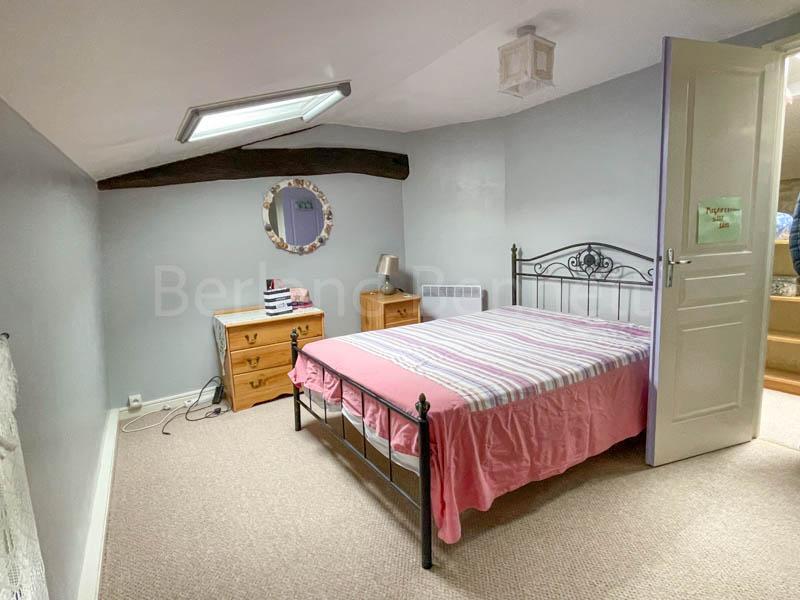 Detached character property - fully renovated