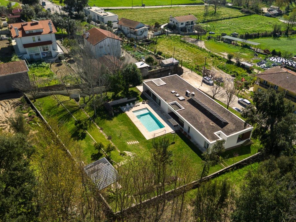 4+1 Bedroom Villa for Sale in the Centre of Arouca – An Excellent Opportunity!
