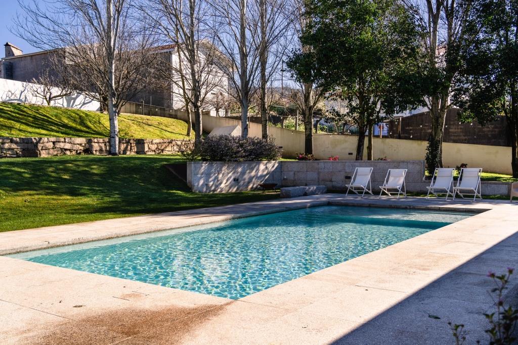 4+1 Bedroom Villa for Sale in the Centre of Arouca – An Excellent Opportunity!