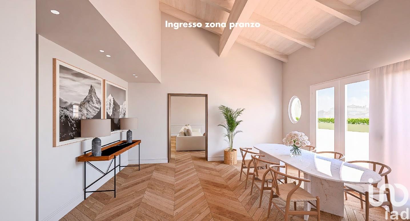 Sale Apartment 257 m² - 4 bedrooms - Verona