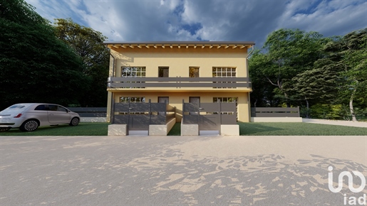 Sale Detached house / Villa 200 m² - 2 bedrooms - Volta Mantovana