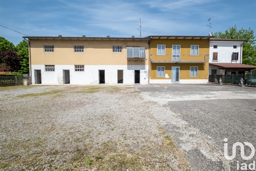 Frei stehendes Haus / Villa zum Verkauf 160 m² - 3 Schlafzimmer - Ceresara