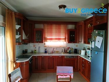 (Te koop) Residentieel Vrijstaand huis || Kastoria/Orestida - 310 m², 4 slaapkamers, 270.000€