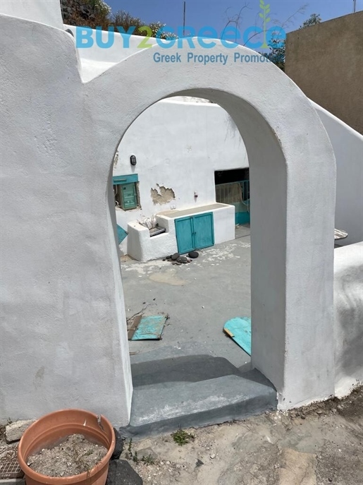 (For Sale) Residential Detached house || Cyclades/Santorini-Thira - 400 Sq.m, 3 Bedrooms, 470.000€