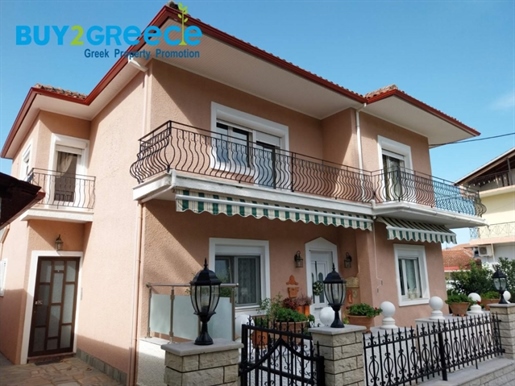 (For Sale) Residential Detached house || Ioannina/Ioannina - 180 Sq.m, 4 Bedrooms, 300.000€