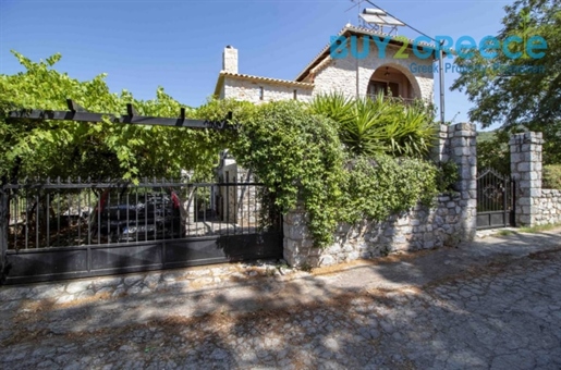 (Προς Πώληση) Κατοικία Βίλα || Ν. Λακωνίας/Ανατ. Μάνη - 153 τ.μ, 4 Υ/Δ, 260.000€