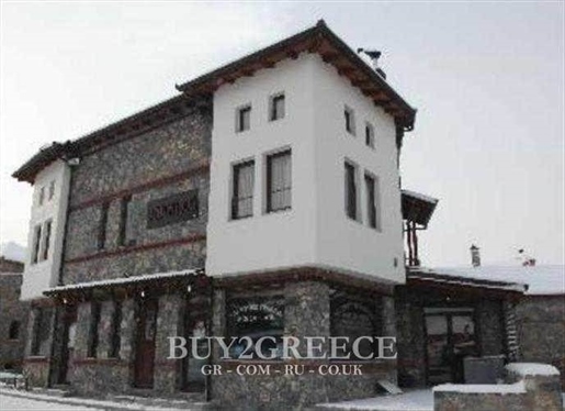 (For Sale) Residential Other properties || Pella/Edessa - 324 Sq.m, 4 Bedrooms, 550.000€