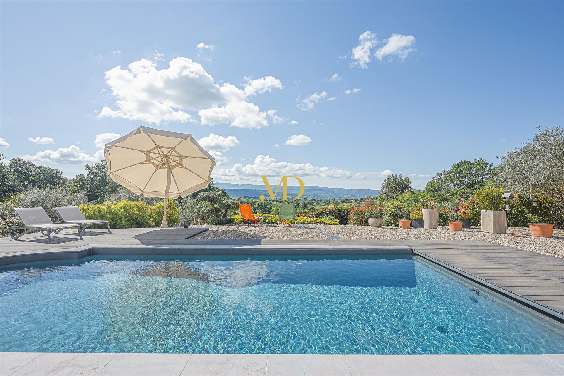 Exceptional property with Panoramic view Saint-Saturnin-lès-Apt