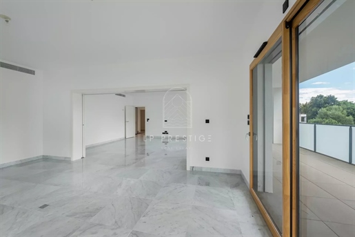 Grand Genève - Divonne-les-Bains - Exceptional - Luxurious Apartment 291 m² - Terrace