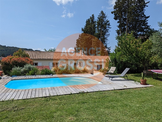Salernes pretty single-storey house, 4 rooms, garage and swimming pool in a quiet area