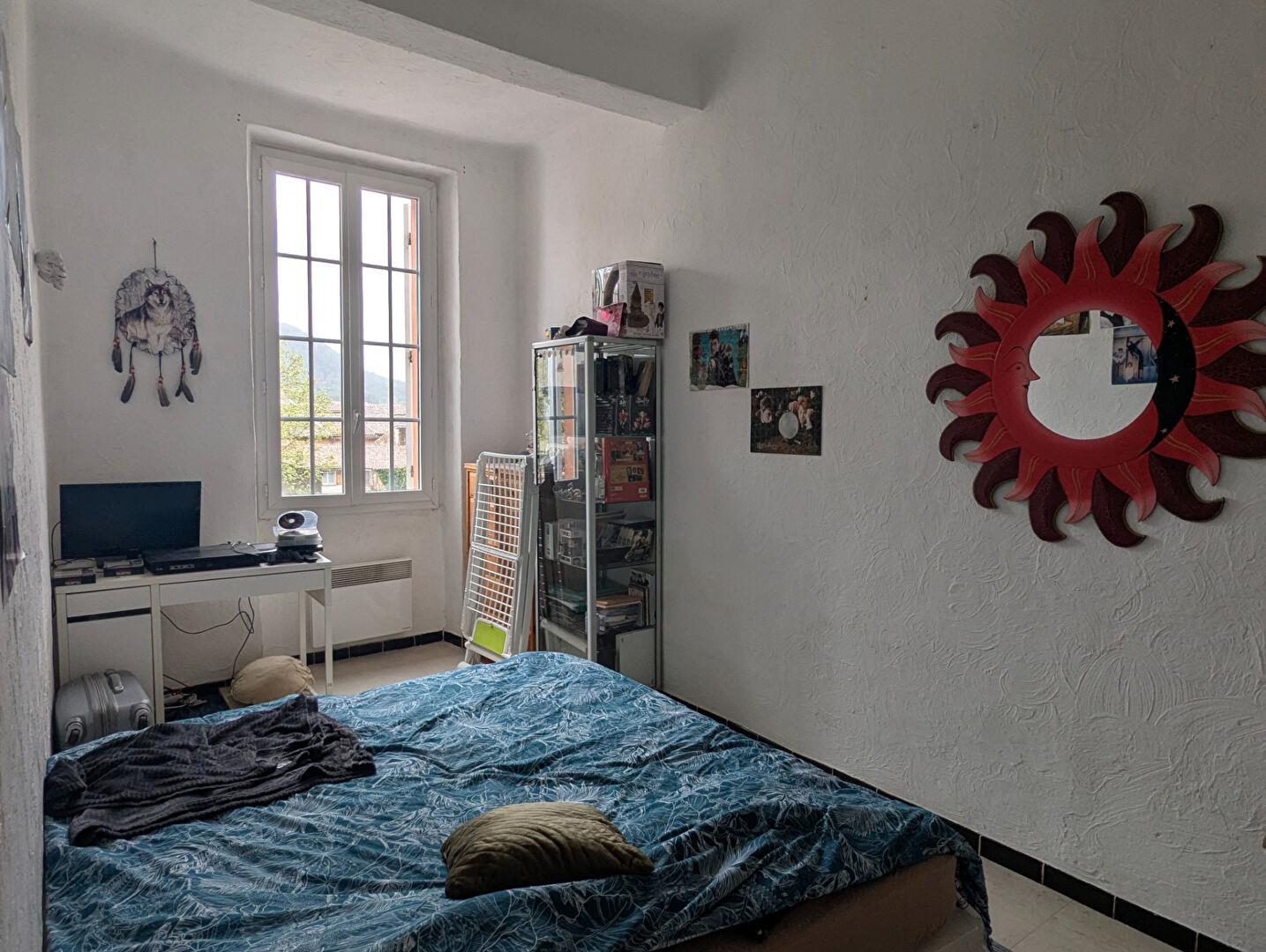 Salernes 3 room apartment 57.55 m² sold Rent