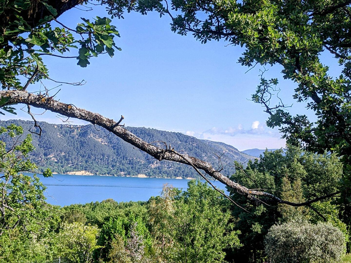 Les Salles sur Verdon, charming T3 type apartment.
