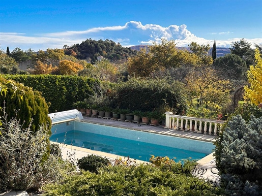 Exclusiviteit, Reillanne, Prachtige villa van 162 m² op 2500 m² met zwembad
