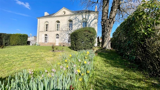 For sale Maison de Maitre 8 Rooms