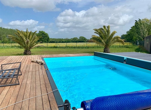House For Sale With Pool - 44521 Oudon - 6 Rooms 173 m²