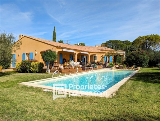 Beautiful location - House in Piolenc - 203 m² - 4 bedrooms - swimming pool - pool house - annex