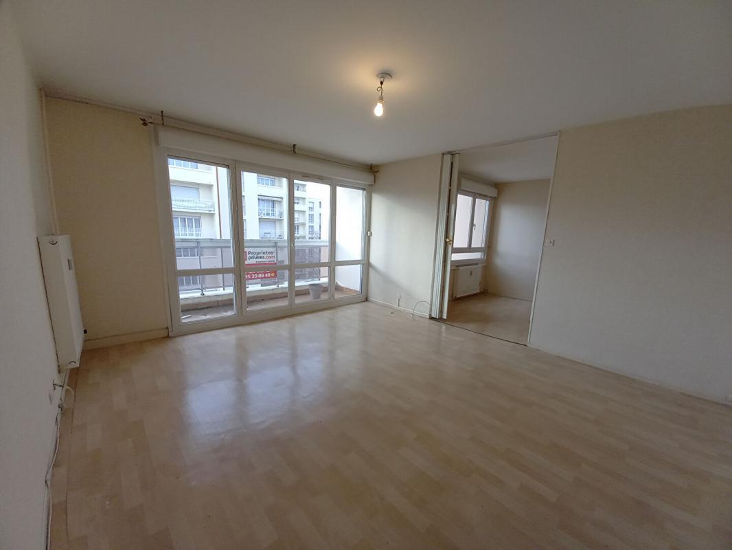 Compra: Apartamento (70000)