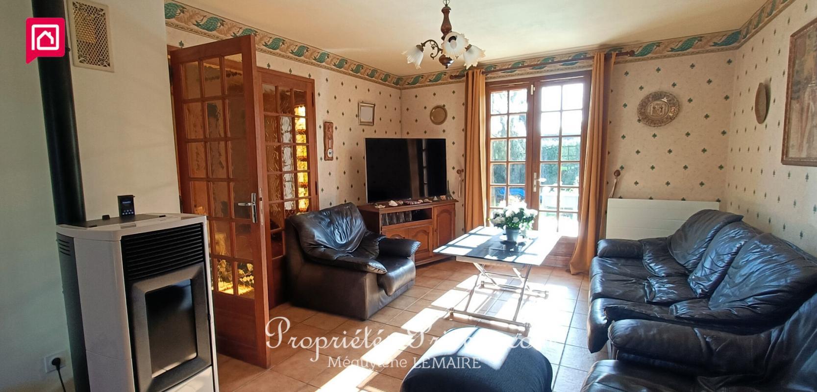 Charming house - 3 bedrooms - basement - garden - Near Damville