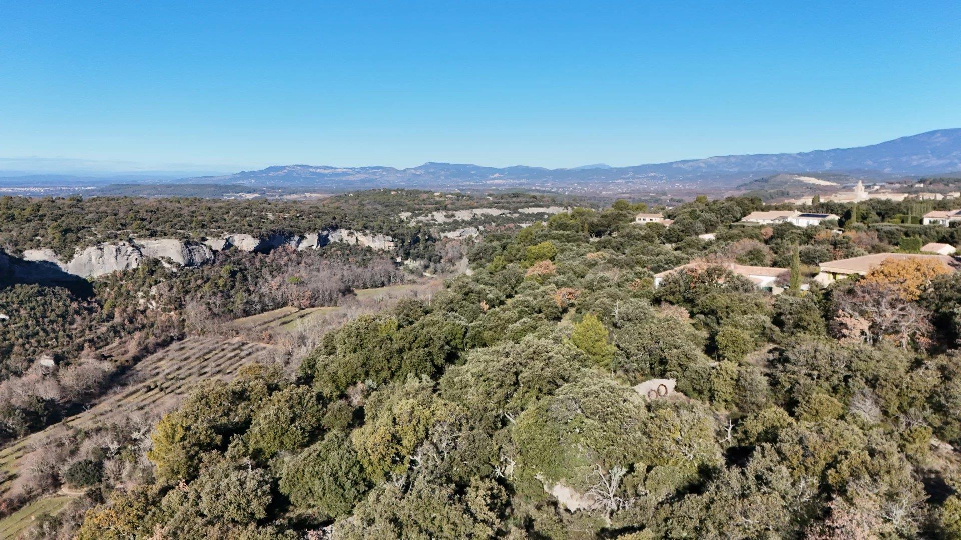 Terrain Proche Village Venasque