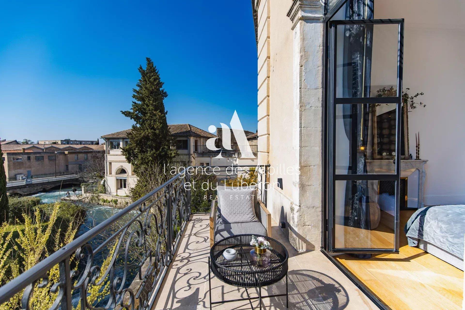 Isle-Sur-La-Sorgue- Prestigious Town House