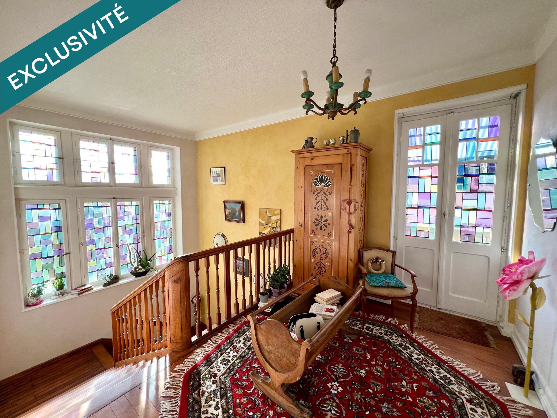 Purchase: Luxury property (67350)