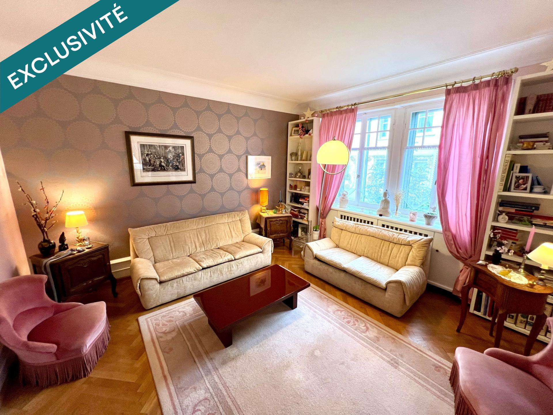 Purchase: Luxury property (67350)