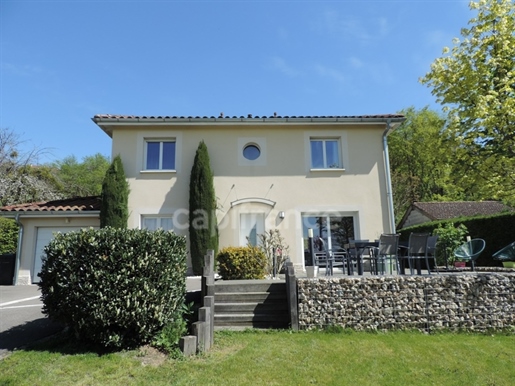 Dpt Ain (01), for sale St Martin Du Mont, modern villa with open views – Land of 957 m²